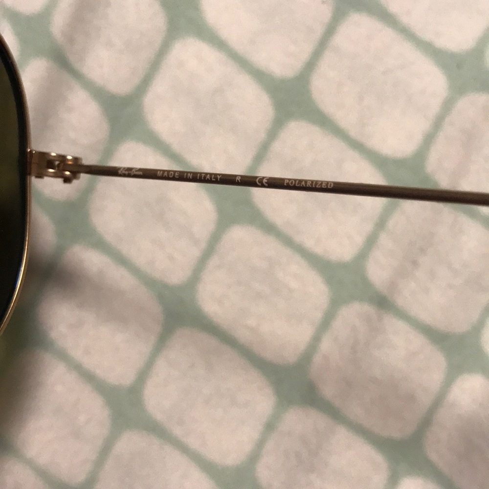 RayBan Aviators - Picture 5 of 8